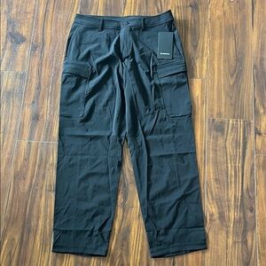 Men’s lululemon ripstop pant